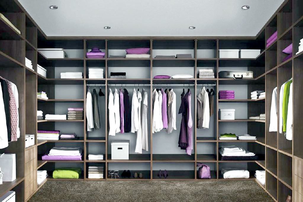 Как спланировать и обустроить гардеробную комнату: практические советы